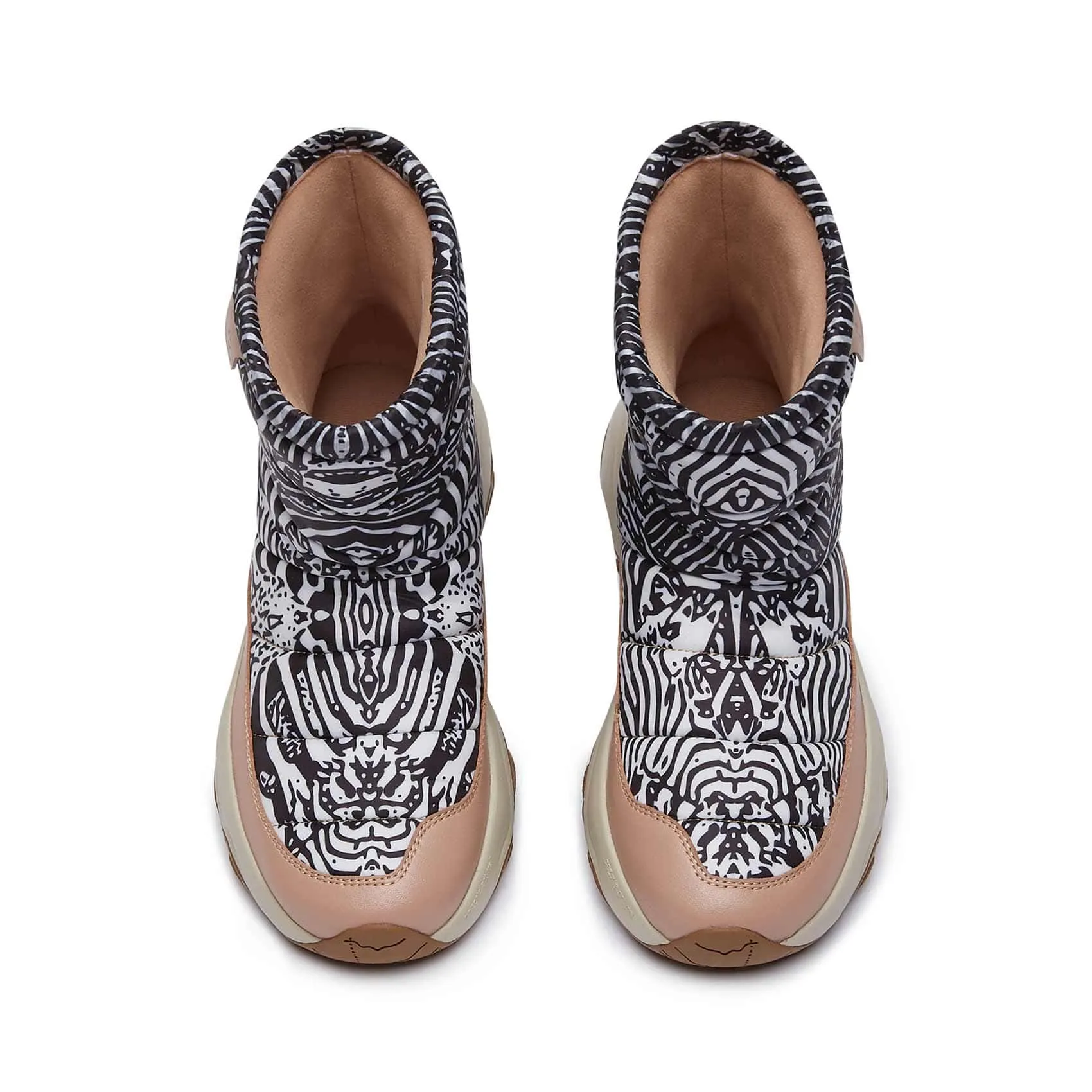 Wild Black & White Cazorla IV Women